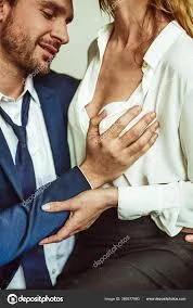 Pembantu yang Sexyy Apem Ping Mulus Tanpa Bulu Idaman Pria Hudung Belang